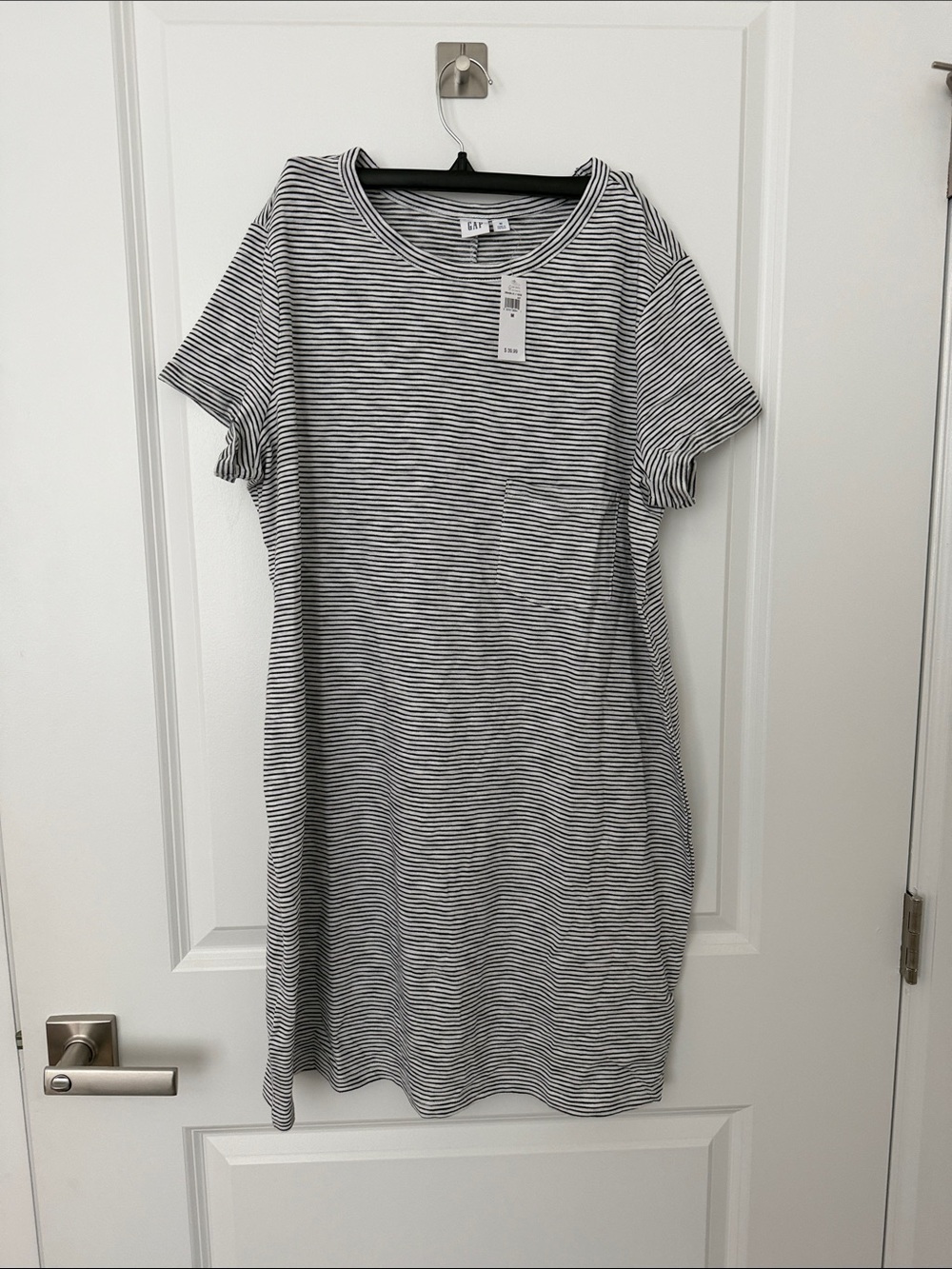Gap Classic Striped T-Shirt Dress in Black & White